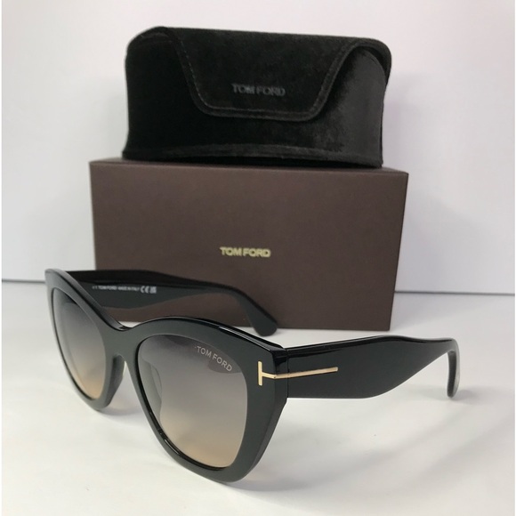 ? - New Authentic Tom Ford Cara Smoke Gradient Cat Eye Ladies Sunglasses FT0… main image 6